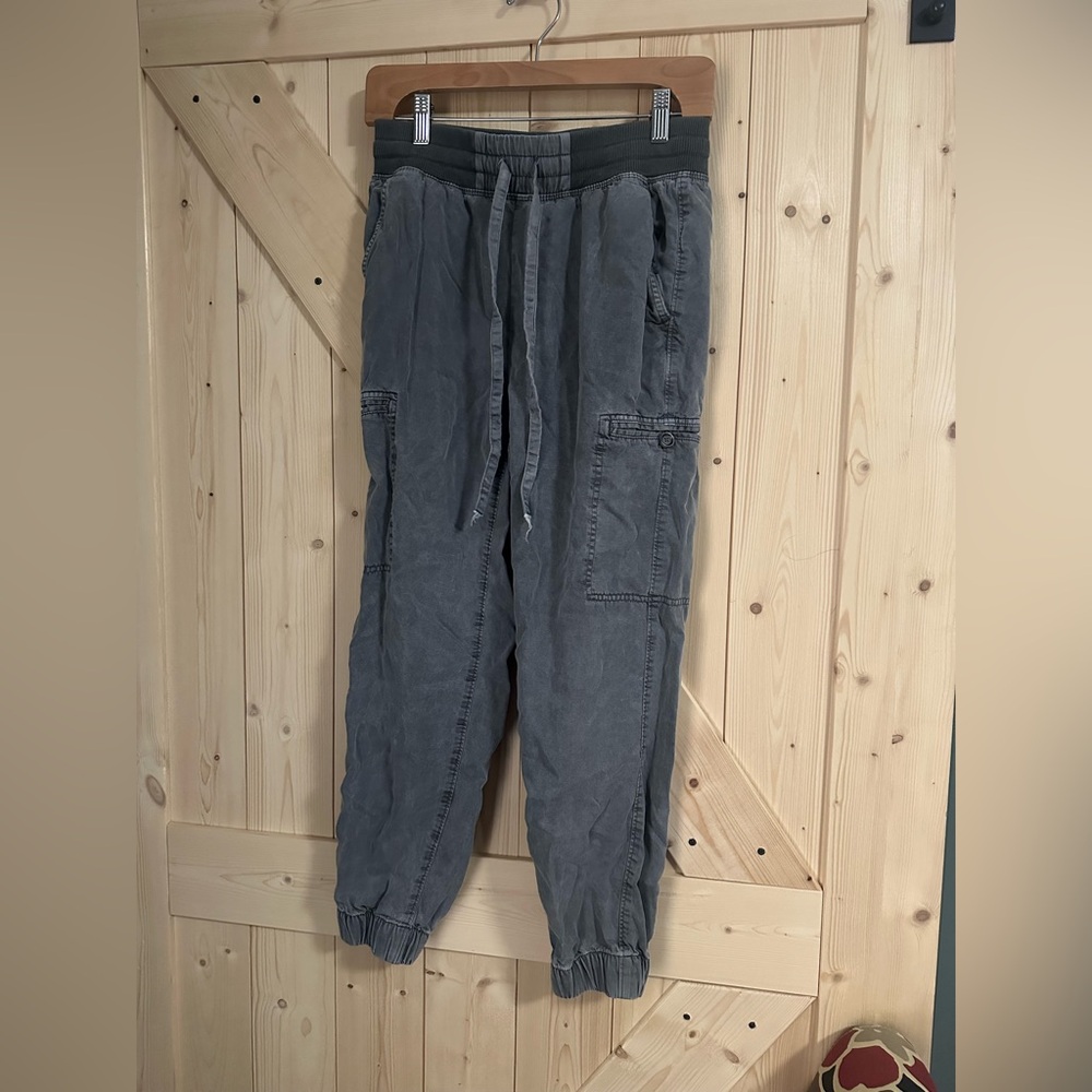 aerie Washed Charcoal Cargo Joggers